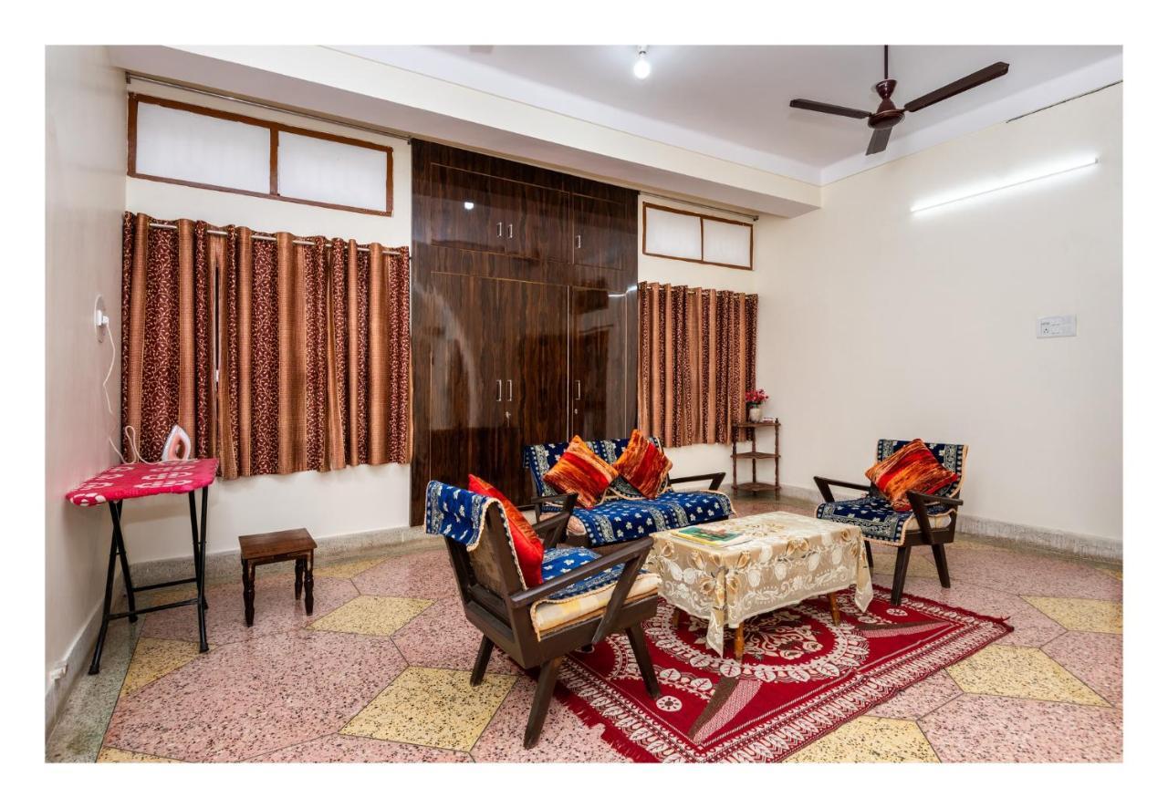 Jaiswal Homestay ジャバルプル エクステリア 写真