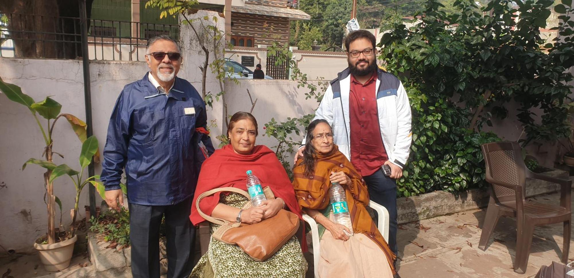 Jaiswal Homestay ジャバルプル エクステリア 写真